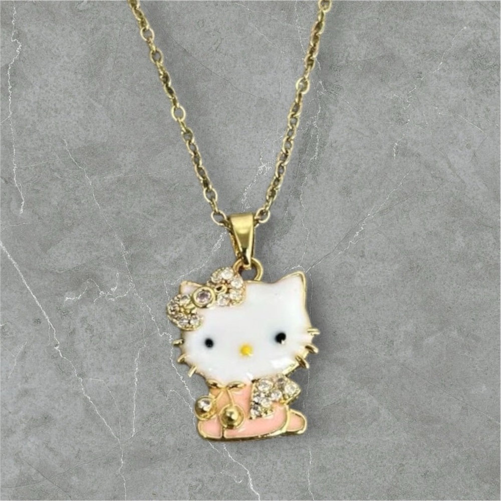 🎅🏻 SALE! Hello Kitty Gold and White with crystal bow Pendant Necklace Brand